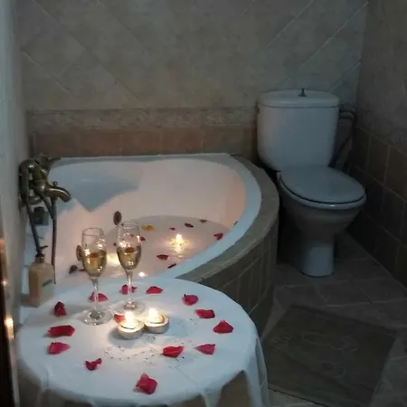 Rustic Serenity B&B *